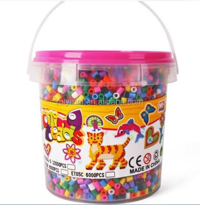 China Cheap Food Grade 2l Food Grade Plastic Bucket With Lid for sale