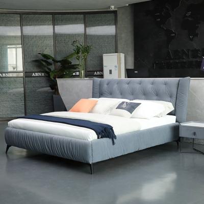 China Adjustable Home Furniture (Size) Modern Bedroom Bed Sets King Size Italian Designs Velvet Fabric Bed for sale