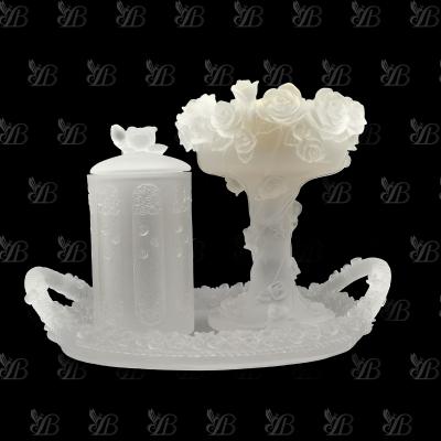 China Europe Luxury Mounted Bakhoor Crystal Burner Used For Home Decoration, Wedding, Banquet Or Office Straw Baskets And Trays for sale