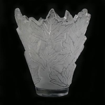 China Europe latest high grade European style maple leaf crystal flower vase for home decoration wedding hotel or office crystal glass vase for sale