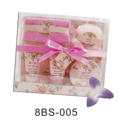 China Beautiful Bubble Bath Gift Set With 90ml Scrub Jerry , Towel #8BS-005 for sale