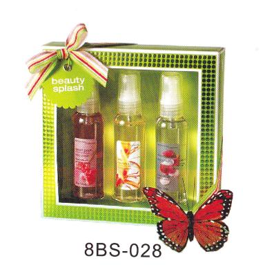 China Beautiful Bubble Bath Gift Set , Green Moisturizing #8BS-028 for sale