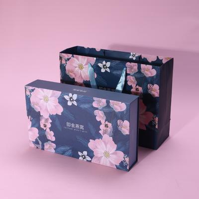 China Handmade Top Grade Customized Food Gift Display Products Packaging Boxes Rigid Cardboard Box For Gift Sets With Beautiful Paper Bags for sale