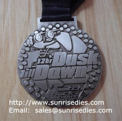 China Metal champion award medal with ribbon, alloy championship medallions wholesale for sale