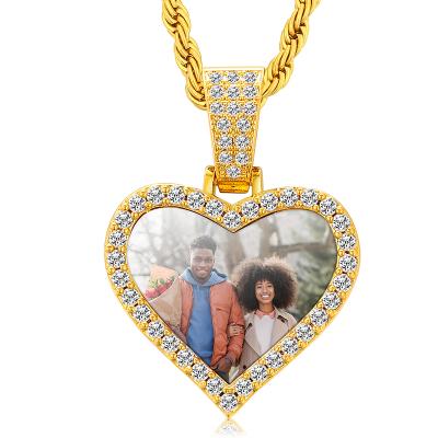 China Hiphop/DIY/Memory Drop Shipping Free Engrave Name 18K Gold Plated Heart Pendant Necklace Iced Out Custom Photo Pendant for sale