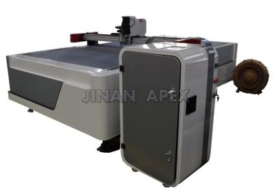 China High Precision Automatic Leather Cutting Machine , Cnc Wood Cutting Machine Easy Operation for sale