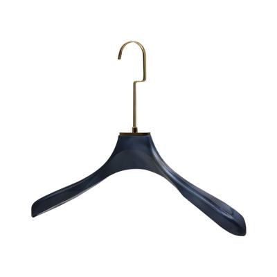 China Novelty boutique display clothing plastic hangers, high quality plastic hangers for luxury clothes hangers for sale