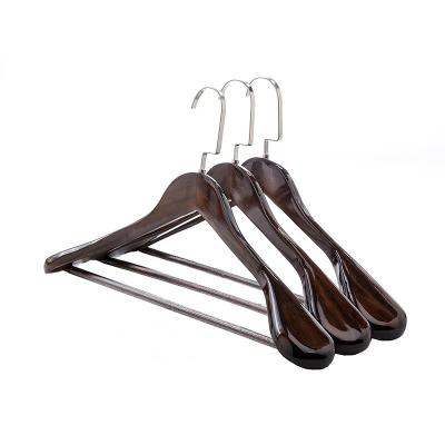 China CLASSIC Wholesales High Quality Home Use Non Slip Wooden Hanger For Fabrics , High End Display Hanger for sale