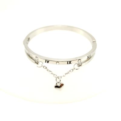 China Versatile Niche Alloy Casual / Sporty Advanced Bracelet Light Design Ornaments Exaggerated Jewelry for sale