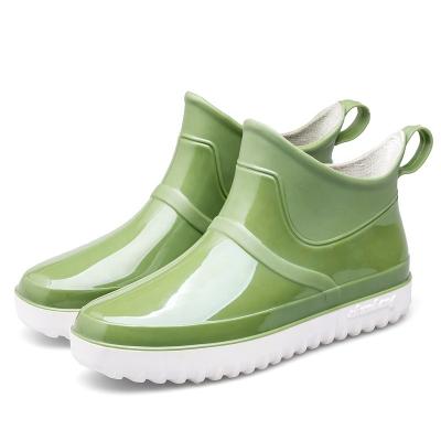 China Fashion Trend Wholesale 2022 New Ankle Color Men's Pure PVC Rain Boots Waterproof Non-slip Rubber Durable Rain Shoes for sale