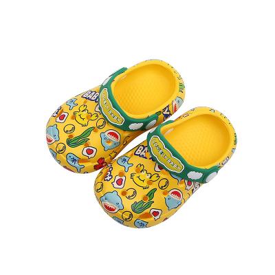 China 2022 fashion trend new baby slippers for boys and girls household non-slip wrapped head EVA indoor/outdoor sandal for sale