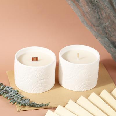 China Ceramic Wood Wick Jasmine Scented Candles Vendor Bedroom White Cylindrical Custom Birthdays Cheap Strong Wax Soybean Wick for sale