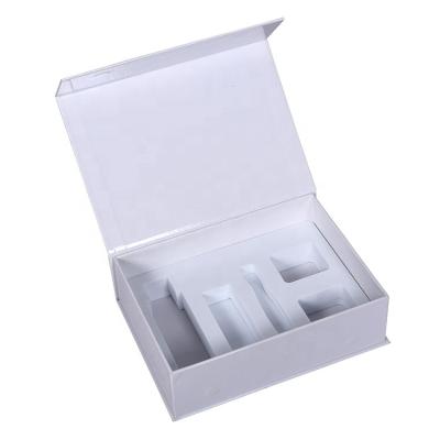 China Handmade Custom Printing White Foldable Cosmetic Packaging Boxes Makeup Gift Box With Inserts for sale