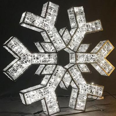 China Commercial outdoor 3D iron pattern snowflake light decoration use aluminum frame with led string light for sale