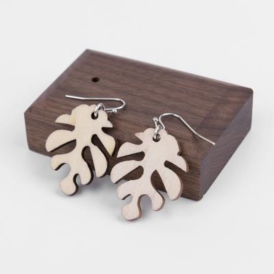 China Fashionable personality nickel free wooden natural color girls earrings leaf jewelry handmade wooden earring for sale