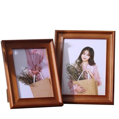 China Wholesale and retail high quality solid wall hanging handmade photo frame and pine wood desktop for sale