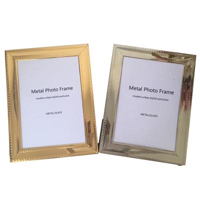 China New arrivals handmade metal picture frame photo for home decoration and gift gold and silver picture photo for sale