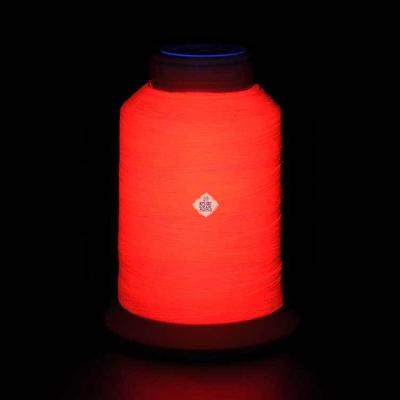 China High Quality Green Yellow Red Blue Color Changing UV Light Water Resistant Clothing Thread For Sewing for sale