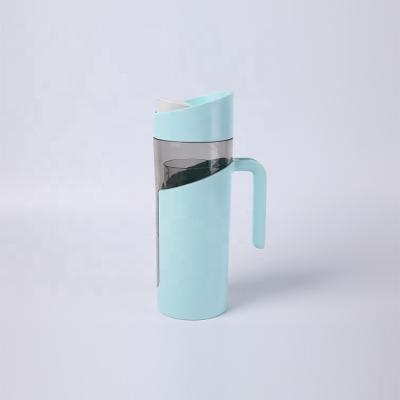 China Viable Water Bottle Water Jug Color Drinkware Plastic Drinking Water Jug Double With 4 Cups And Handles for sale