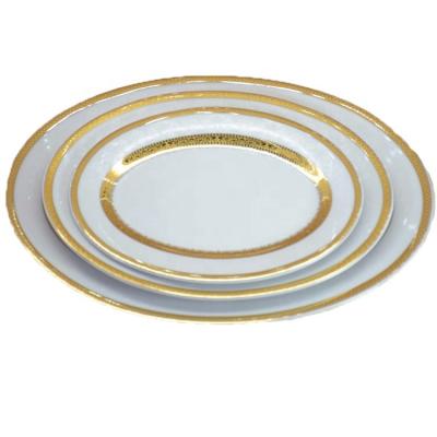 China Sustainable Luxury Elegant Gold Rim Porcelain Hotel Restaurant Dinner Dishes Tableware Set for sale