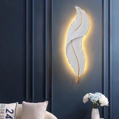 China Luxury Creative Feather Wall Lamp Living Room TV Background Bedroom Bedside Lamp Modern Minimalist Decorative Light Lamp for sale