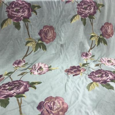 China Breathable it is soft and comfortable embroidered fabric in the form of flowers for sale