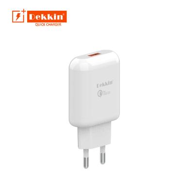 China Factory Supply Attractive Price 18w Qc3.0 Mobile Charger Fast Charging Fast Charging Chargers for sale