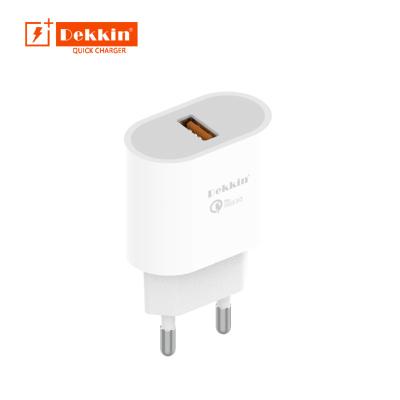 China Factory Supply Attractive Price 18w Qc3.0 Mobile Charger Fast Charging Fast Charging Chargers for sale