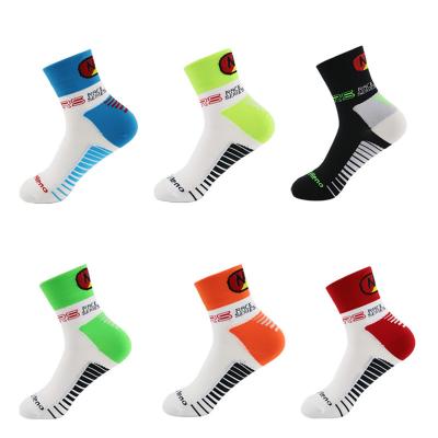 China Anti-Slip Inventory Of Professional Sports Cycling Socks , Quick Dry Running Socks for sale