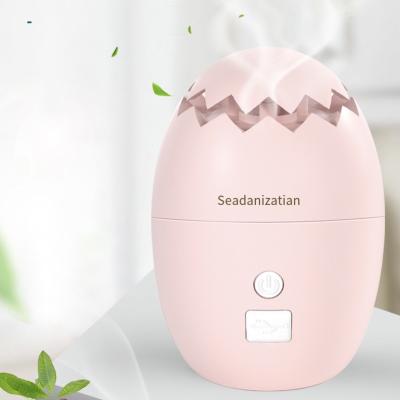 China Hotel USB Formaldehyde Removing Refrigerator Deodorant Ozone Generator Air Purifier for sale