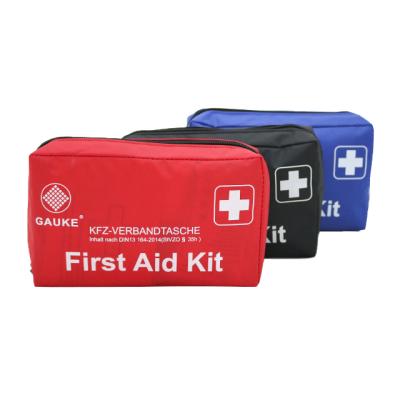 China Healthcare First Aid Nylon Portable Small Bag Kit Emergency DIN 13164 Complete Medical frst Aid Kits For Vehicle for sale