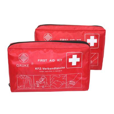 China 23x13x6cm New DIN13164 Car Safety First Aid Kit 70D Soft Nylon Bag for sale