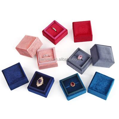 China Handmade Custom Romantic Luxury Gift Earrings Velvet Square Jewelry Packaging Box with Logo and Bag Pouch for Ring Necklace Jewelry for sale