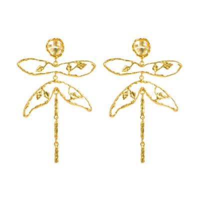 China Fashionable New Wholesale Silver Needle Dragonfly Light Luxury High Quality Earrings Tassel Earrings Women Geometric Long Earrings for sale