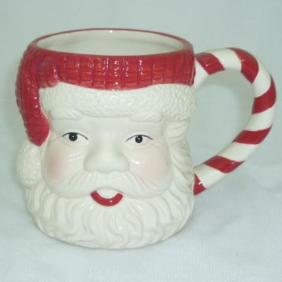 China Sustainable Romantic Christmas Sparkle Ceramic Dolomite Ultra Thick Customize Color Santa Claus Head Shape Mugs With Handle for sale