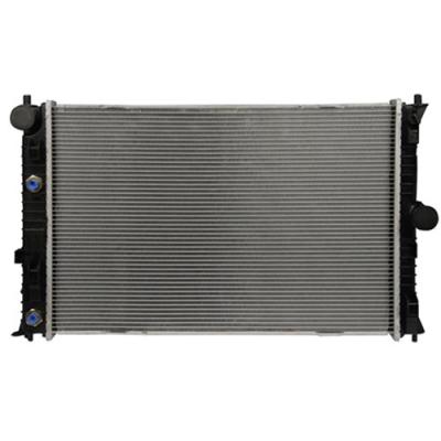 China Core Aluminum Plastic Tanks Auto Spare Parts By Water Cooling System Radiator Car Aluminum Copper Radiator For OE Radiator CA0715200A/L51915200B en venta