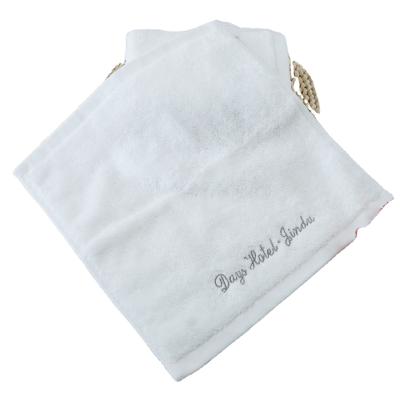 Chine Sustainable Embroidery 30*30 Cm Square White Face For Five Star Hotel à vendre