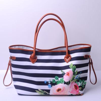 China Fashion Latest Large Capacity Fashion Canvas Beach Bag Tote Bag Weekend Casual Handbag for sale