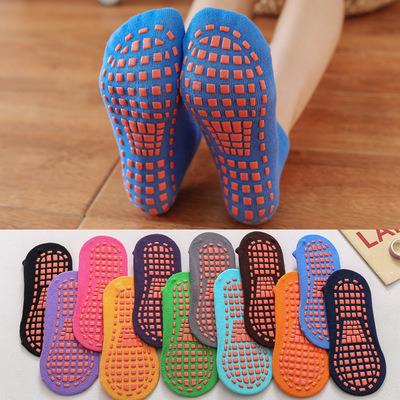 China Colorful Anti Slip Grip Trampoline Jump Skid Skid Yoga Sport Non Slip Socks QUICK DRY for sale