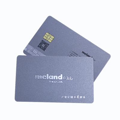 China Waterproof/Waterproof Silver Metallic PVC Customized Contact IC Card Membership Card With Smart Chip SLE4442 F08 QR Code for sale