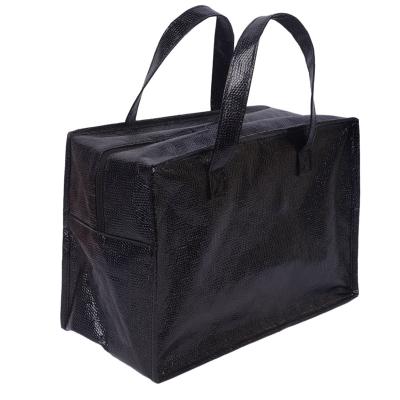 China 2021 Wholesale Fashionable Women Food Delivery Cosmetic Lunch Cooler Foldable Insulated Bag for sale