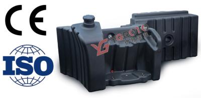 Cina YOUGE Custom Rotational Molder Fuel Tank for Tractors OEM Rotomoulding Tools Aluminium UV in vendita