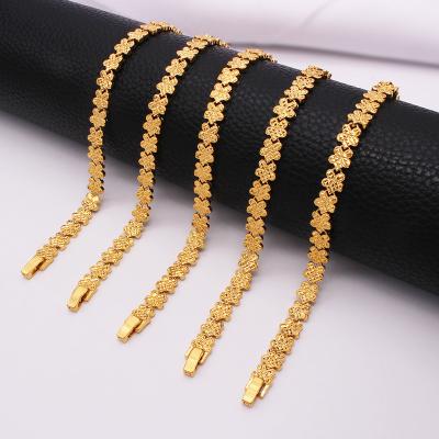 China FASHIONABLE Luxury 18k Gold Plated Filled Couple Charm Women's Bracelet Jewelry Gifts For Women Designs Accessories Friendship Bracelets for sale