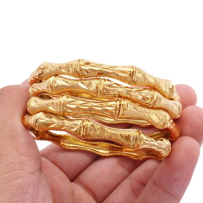 China Wholesale Dubai Designer 24K New FASHIONABLE Luxury Gold Plated Bangle Bracelet Jewelry Bangles For Women for sale