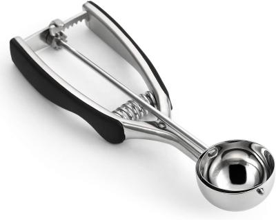 China Sustainable Multiple Uses Different Size 18/8 Stainless Steel Ice Cream Scoop With Soft Handle for sale