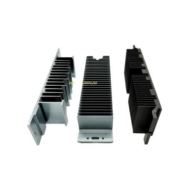 China aluminum extrusion anodizing black heat sink with cnc machining profile en venta