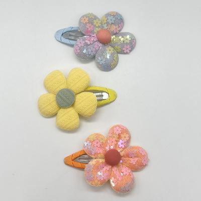 China Hair clips 2023 tricolor flower lady baby hairpin daily hair decoration hair accessories can clip hair convenient to carry for sale