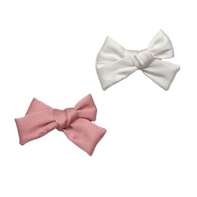 China Hair clips for women Easy to carry around on a daily basis. Korean style Ms. Darling hair accessories simple hair clip in solid color for sale