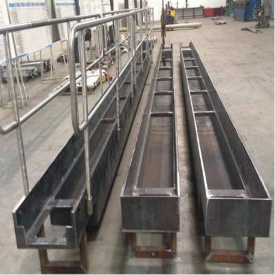 China Custom Heavy Duty Street Light Pole Welding Processing Large Mechanical Metal Bracket Frame Structure for sale