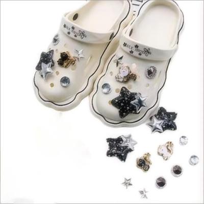 China Custom Clog Charm 2023 Luxury Shiny Fashion Designer Charm Diamond Shoe Decoration Set Croc Charm Rhinestone Metal Shoe Charm for sale